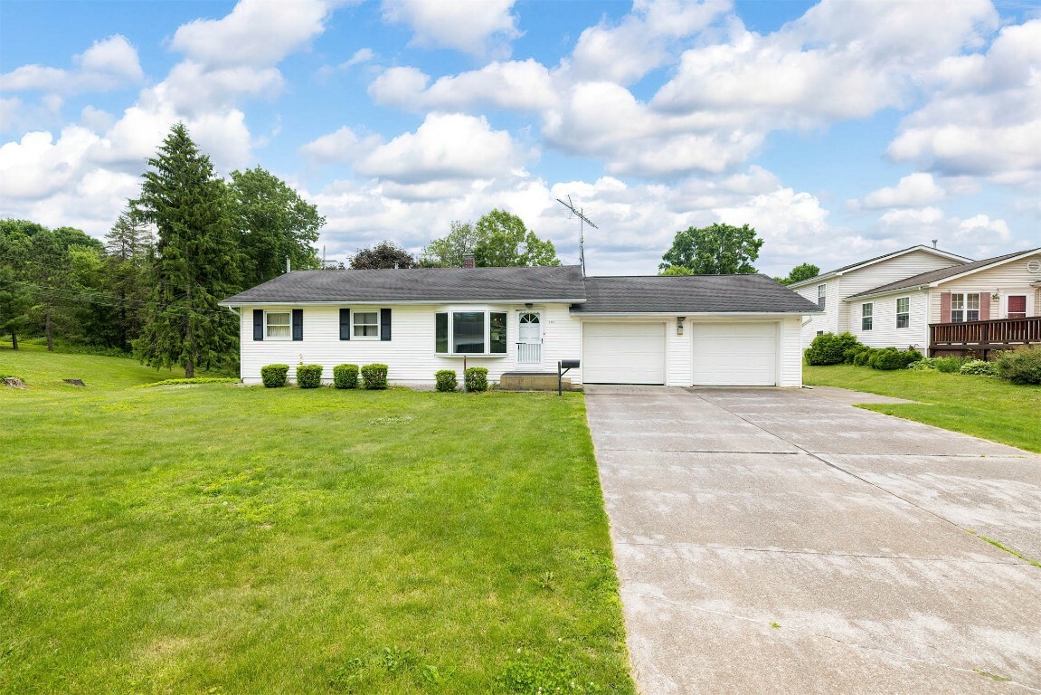 Property Photo:  205 W 4th Street  PA 16441 