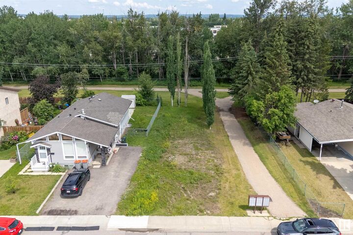 45B McNabb Crescent  Stony Plain AB T7Z 1G8 photo