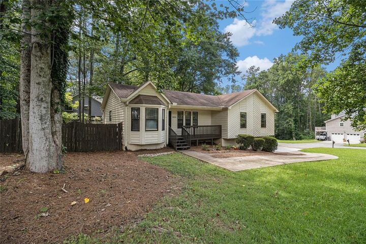 647 Sunshine Trace NW  Acworth GA 30102 photo