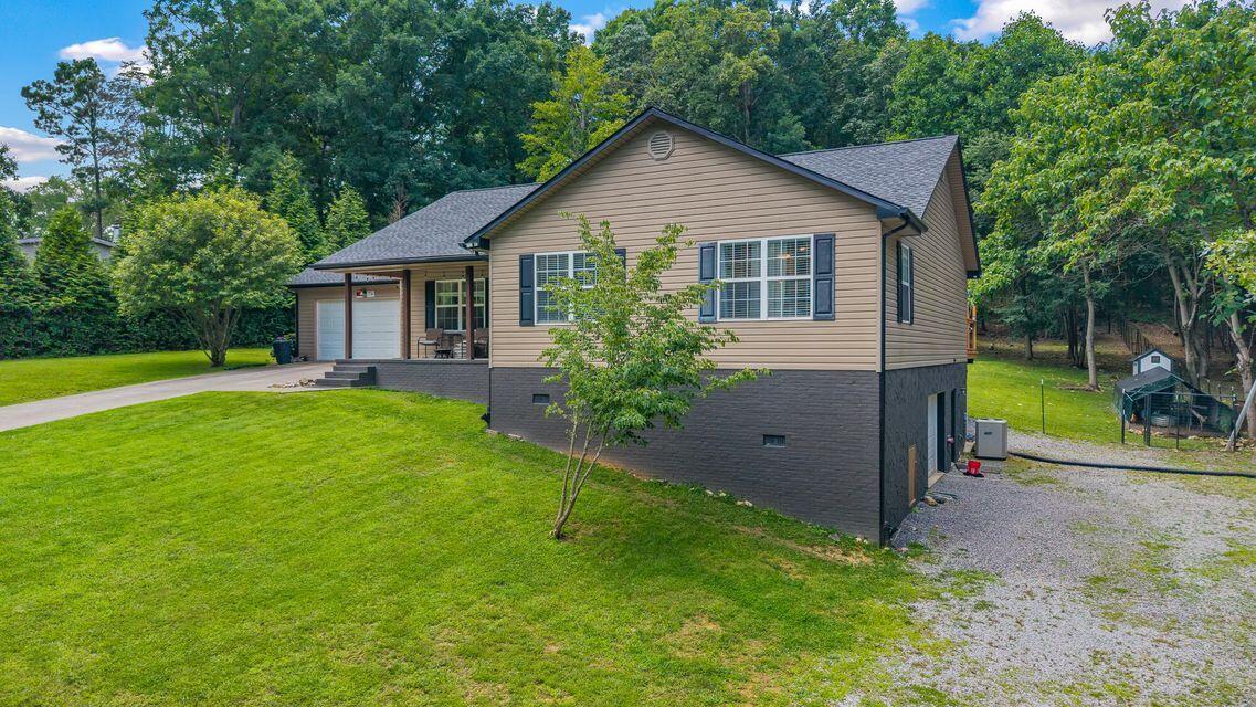 Property Photo:  61C County Road 100  TN 37322 