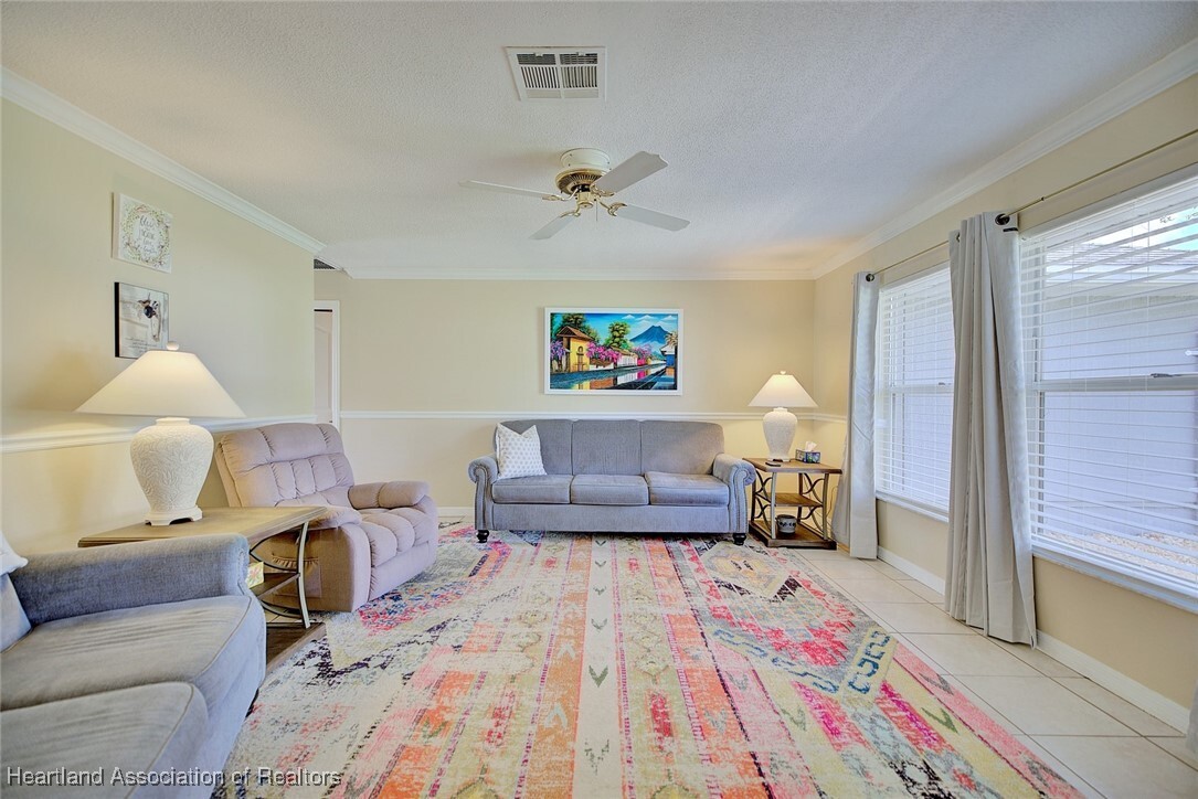 Property Photo: 1712 Sunrise Place FL 33870