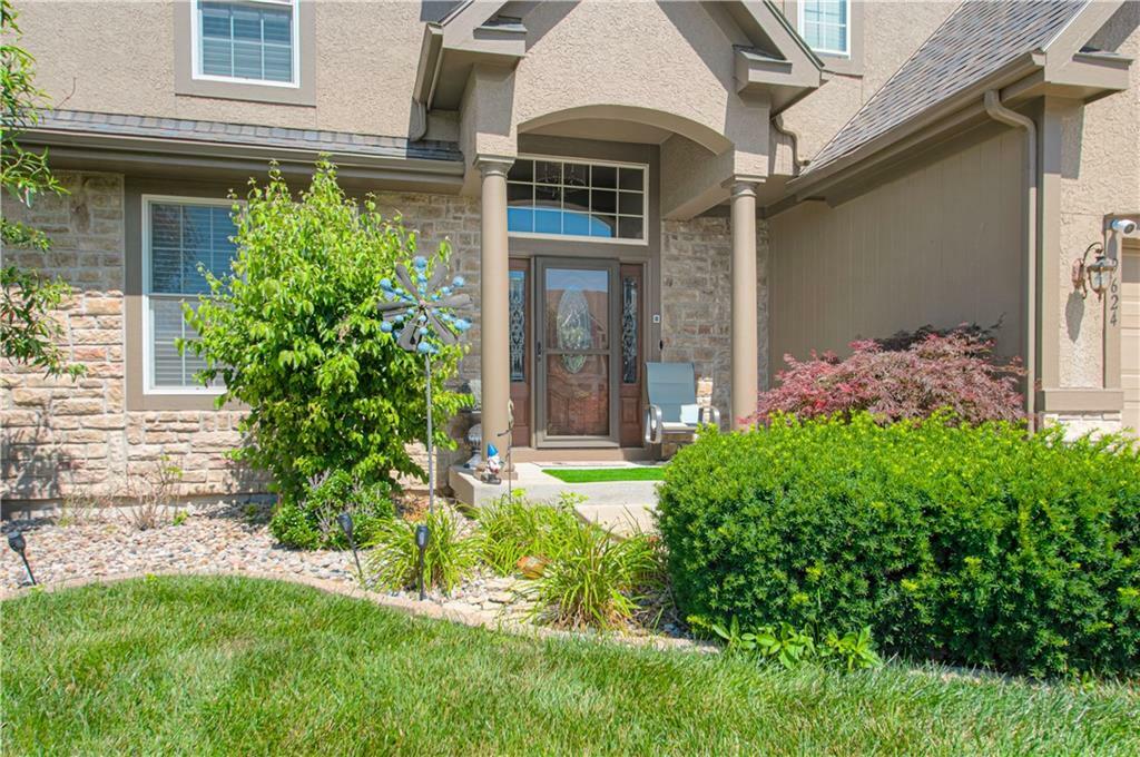 Property Photo:  9624 N Arlington Avenue  MO 64158 