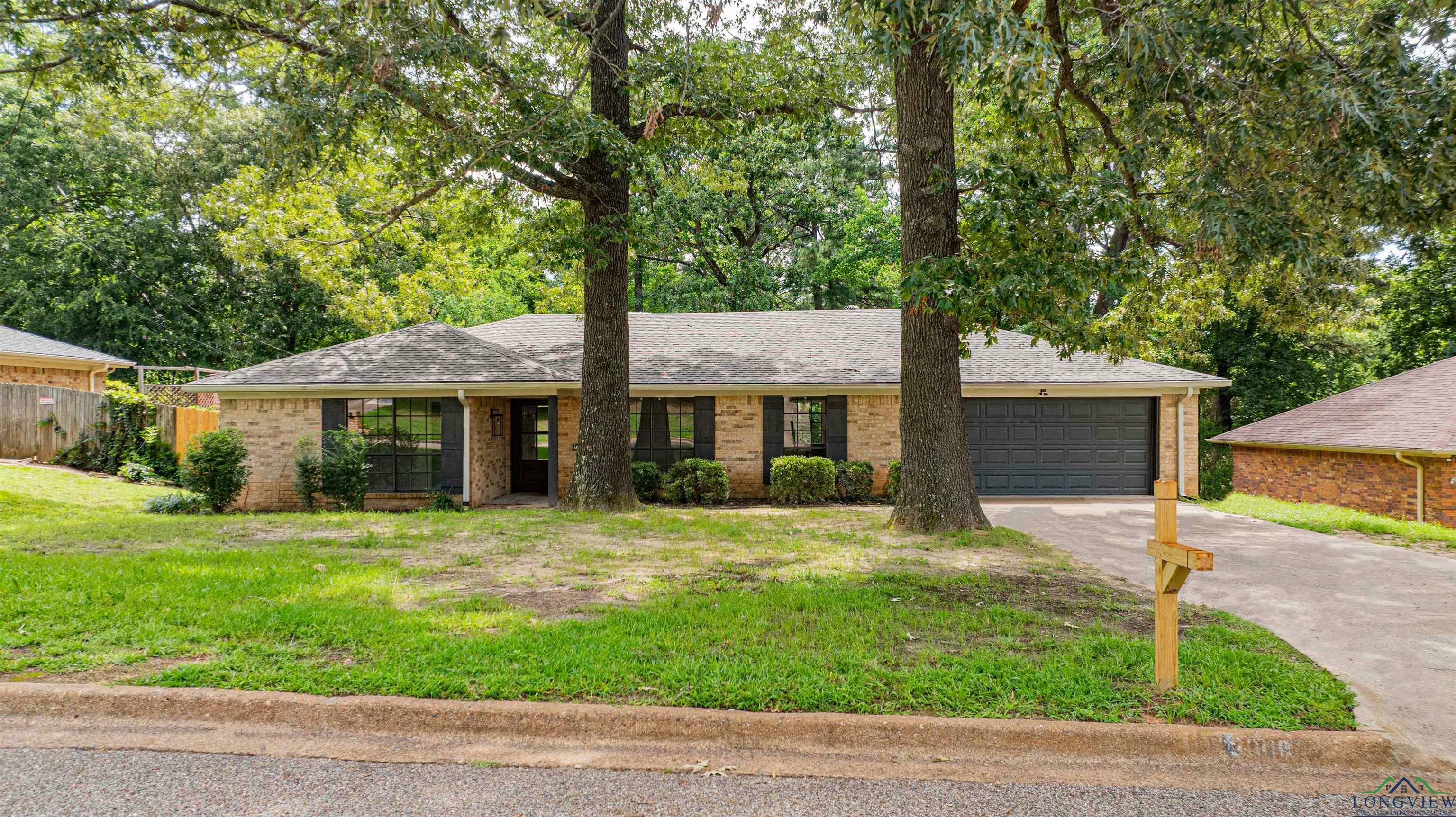 Property Photo: 3008 Latonia TX 75605