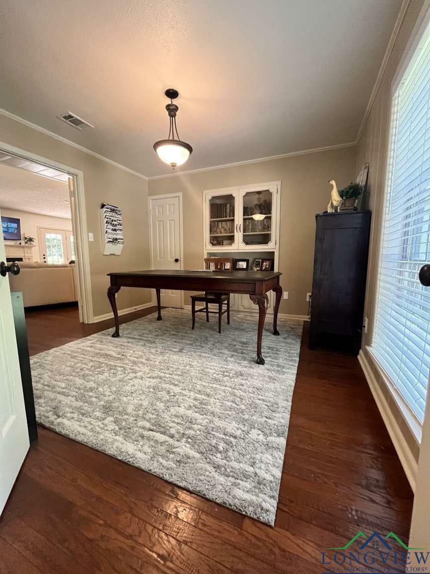Property Photo: 16 Pegues Place TX 75601