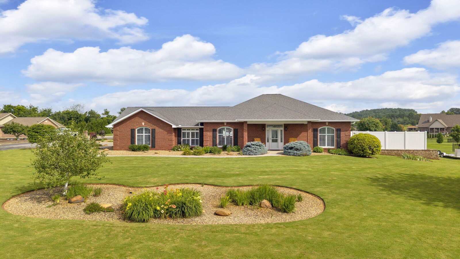Property Photo: 1037 Southwind Circle TN 37725