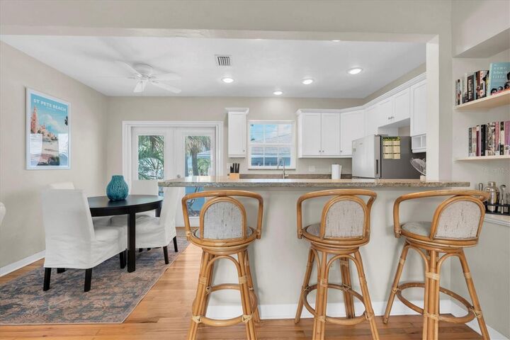 Property Photo:  1800 Pass A Grille Way 3  FL 33706 