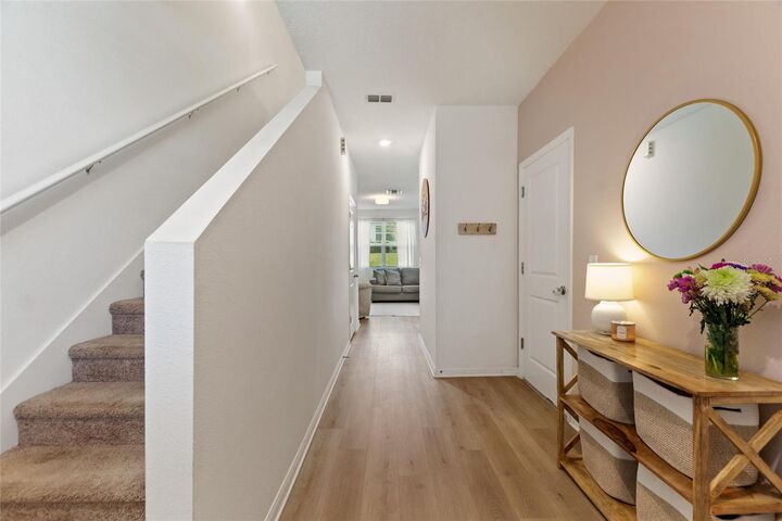 Property Photo:  943 Grandin St  FL 33837 