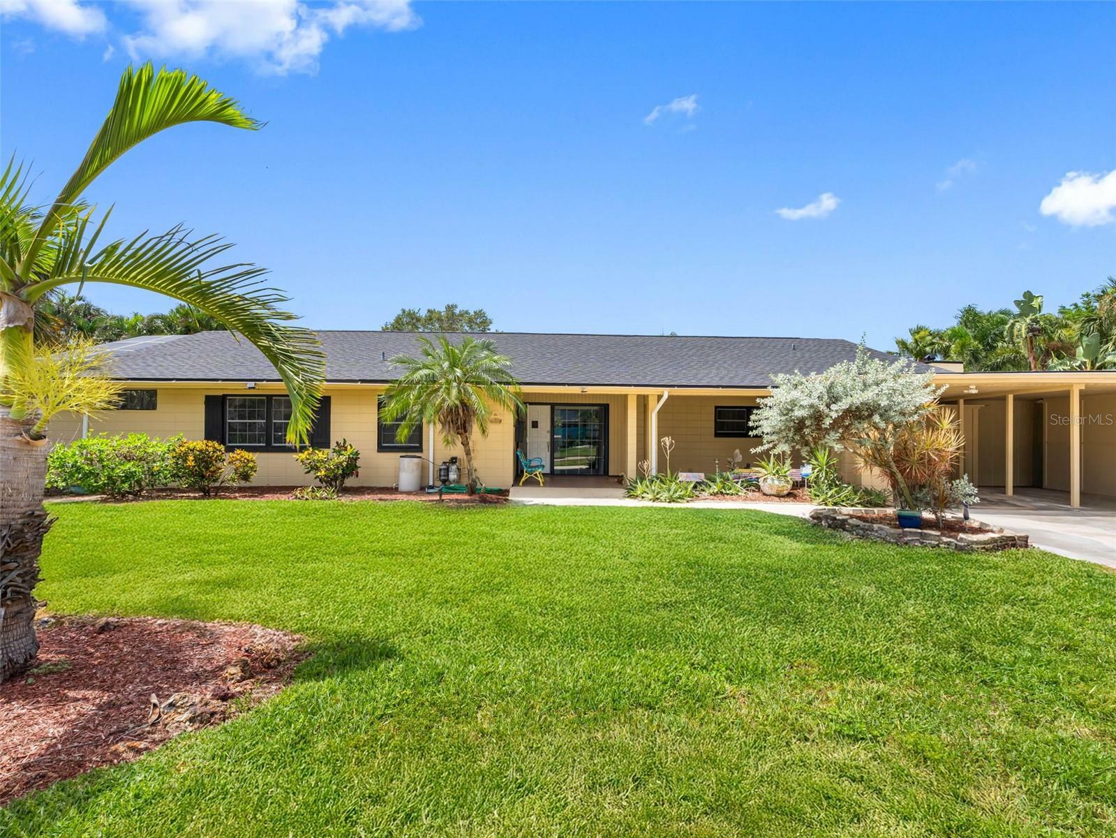 Property Photo: 3944 49th Avenue S FL 33711