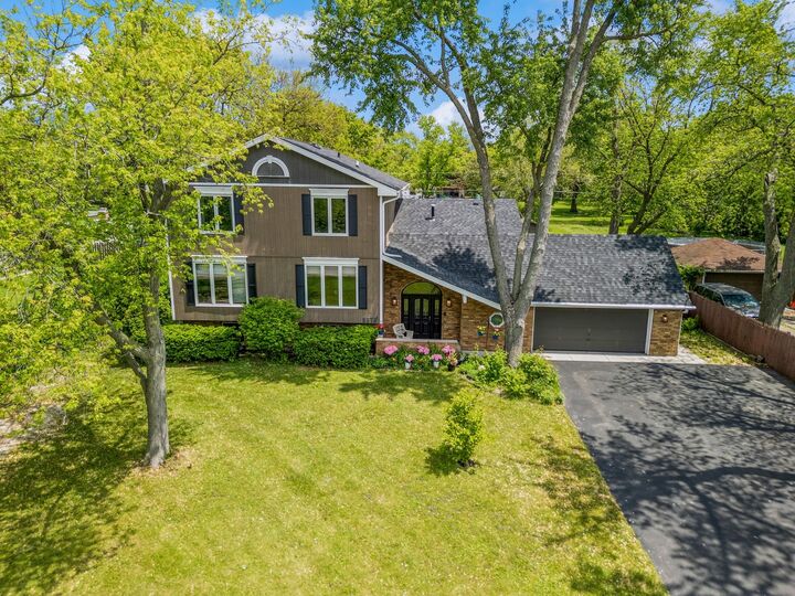 Property Photo: 5873 Walnut Avenue IL 60516