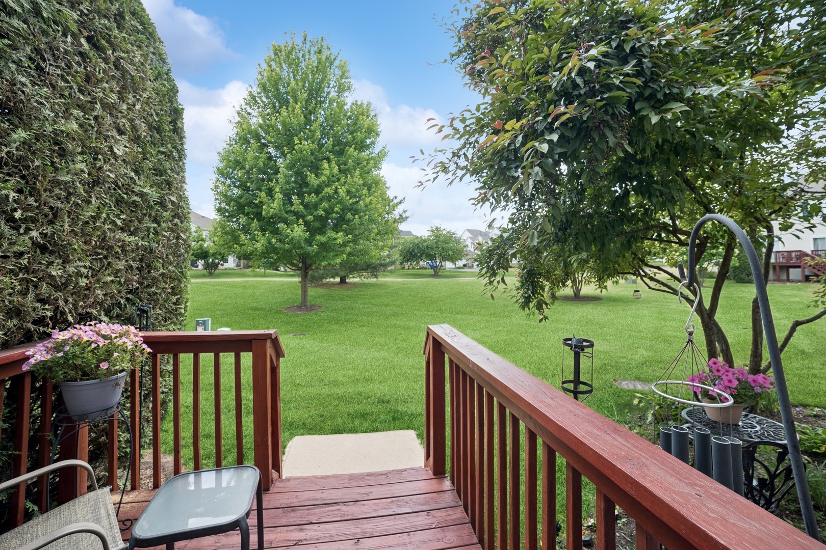 Property Photo: 558 Telluride Drive IL 60136