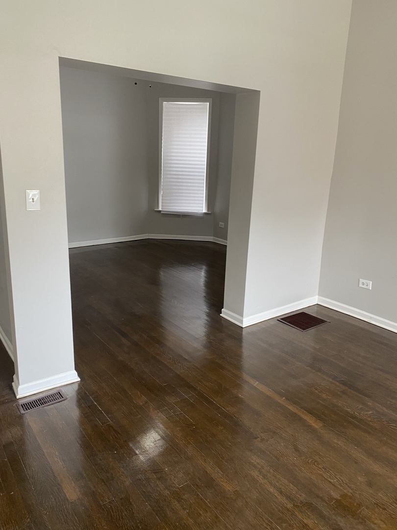 Property Photo: 7425 S Princeton Avenue 2 IL 60621