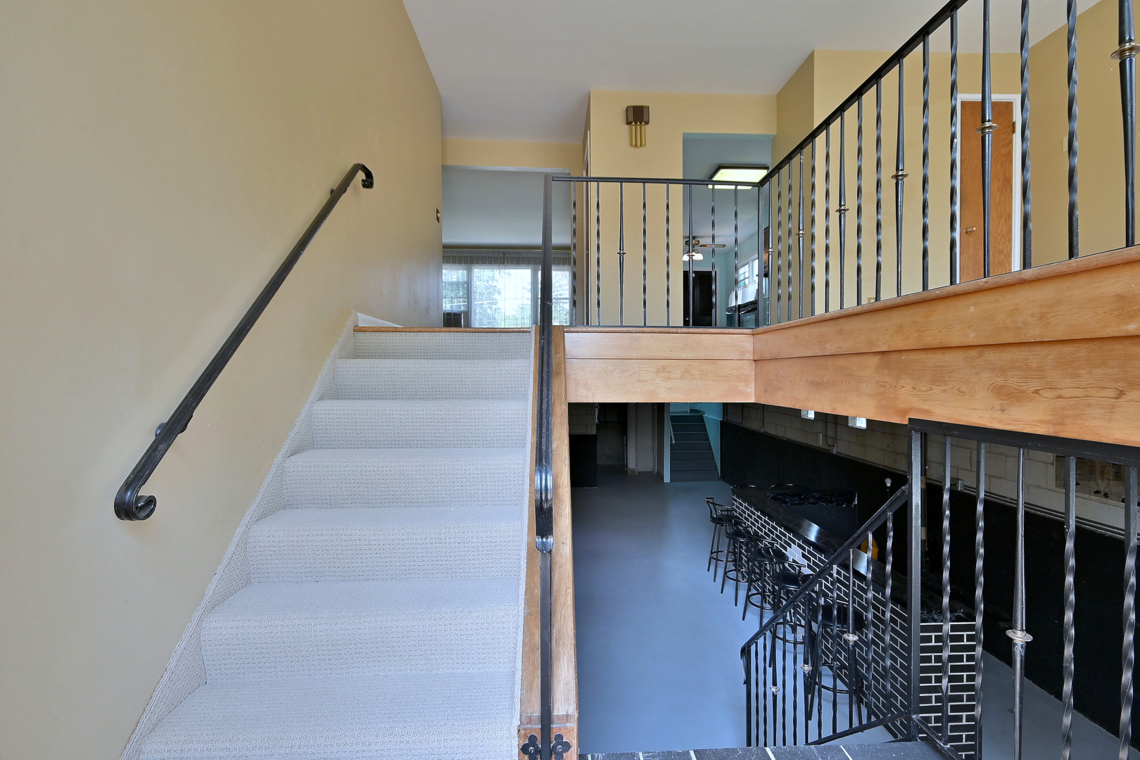 Property Photo: 2808 Struckman Avenue IL 60171