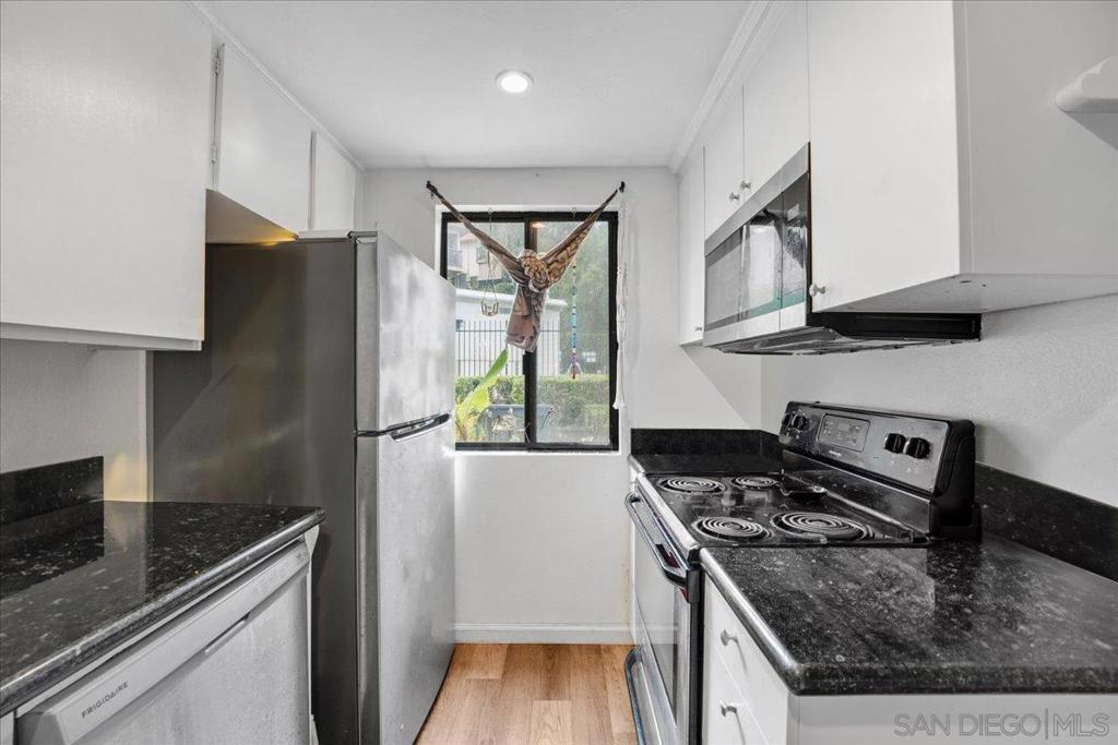 Property Photo: 2340 Caringa Way E CA 92009