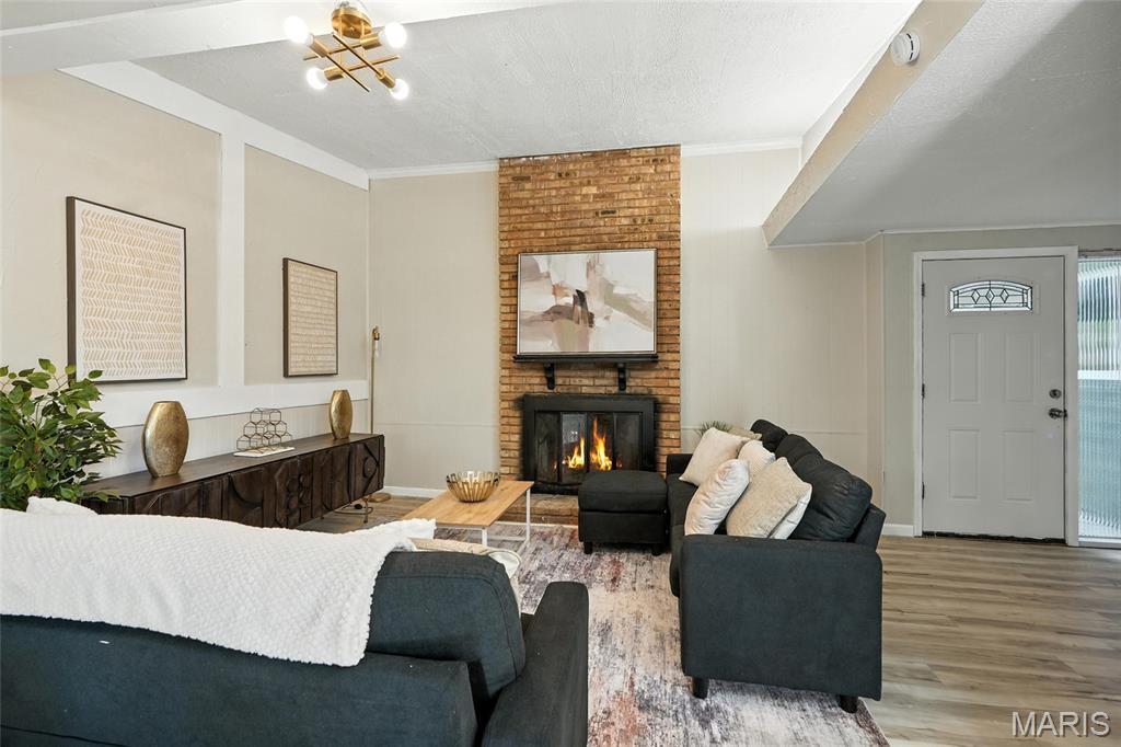 Property Photo:  410 Allen Drive  MO 63033 