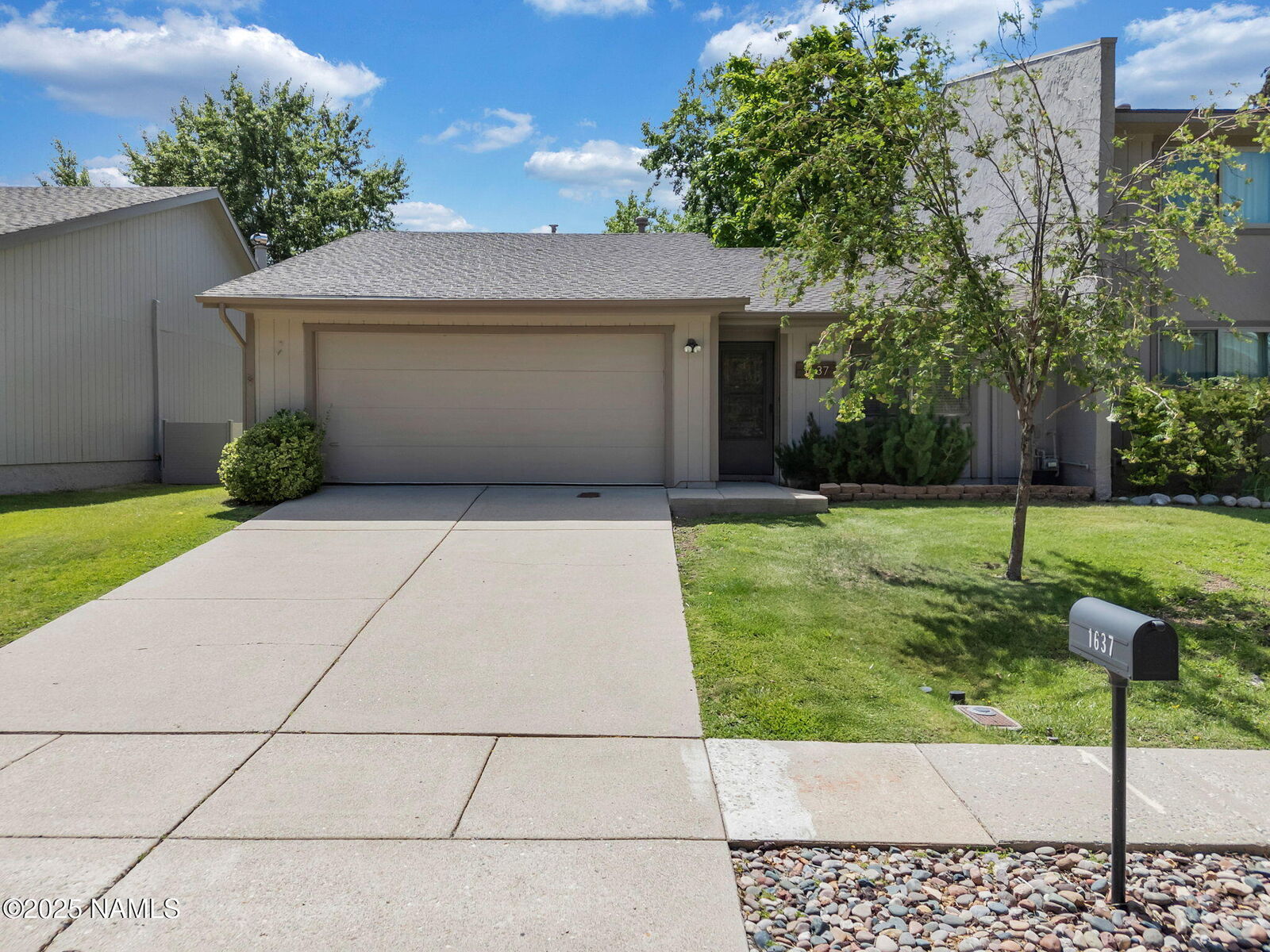 Property Photo: 1637 N Fairway Drive AZ 86004