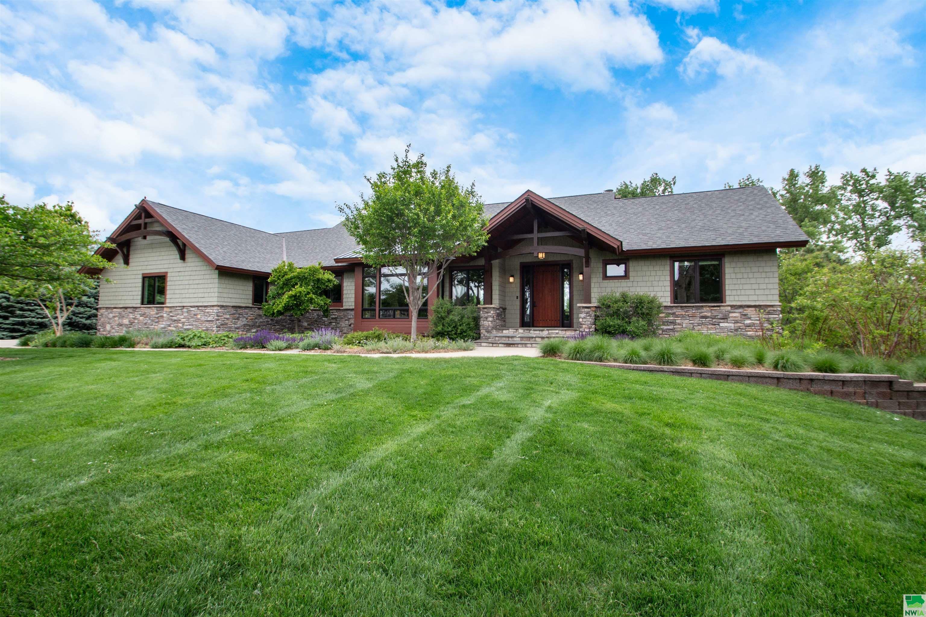 Property Photo:  914 Wynstone Drive  SD 57038 