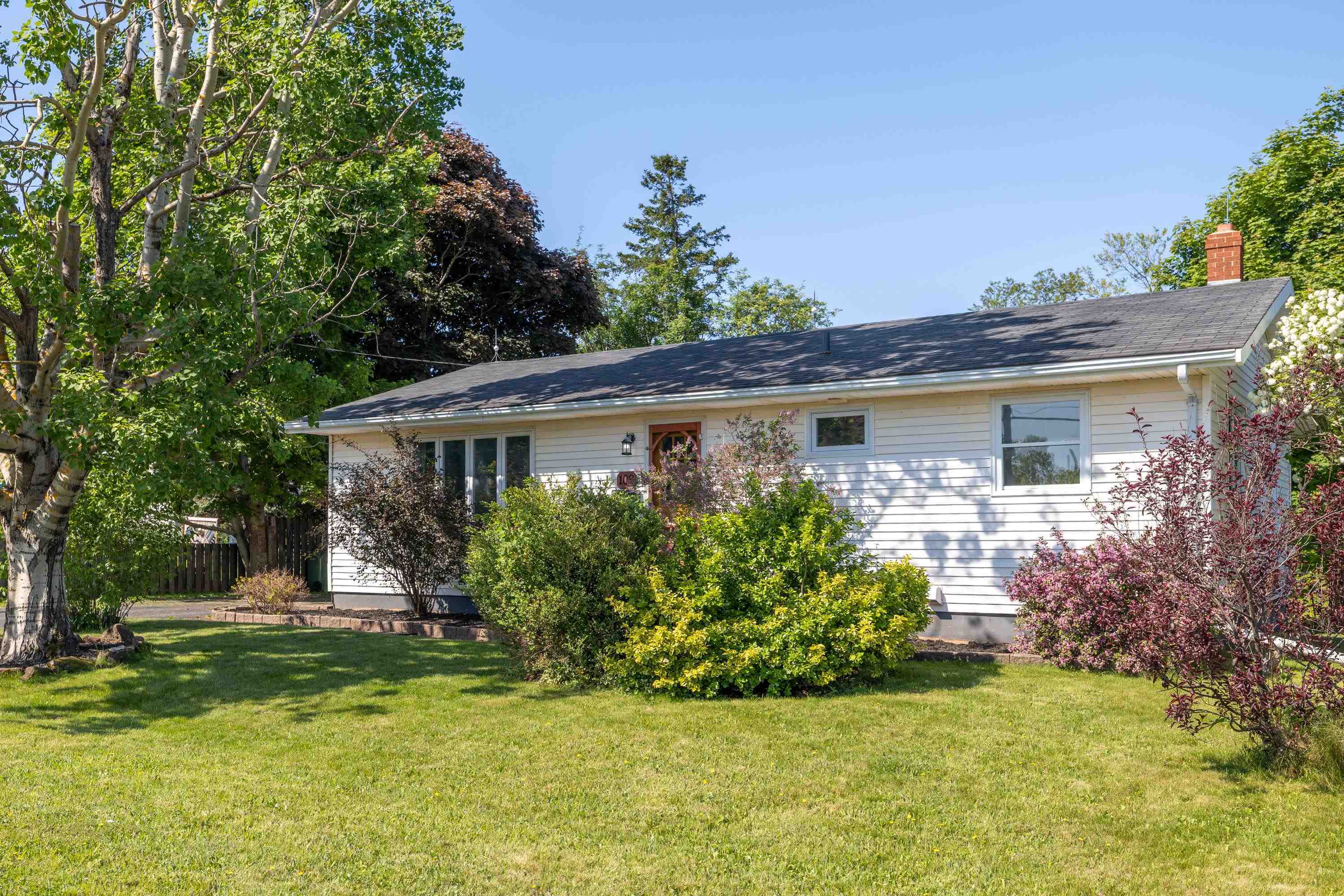 Property Photo: 108 Mason Road PE C1B 2H6