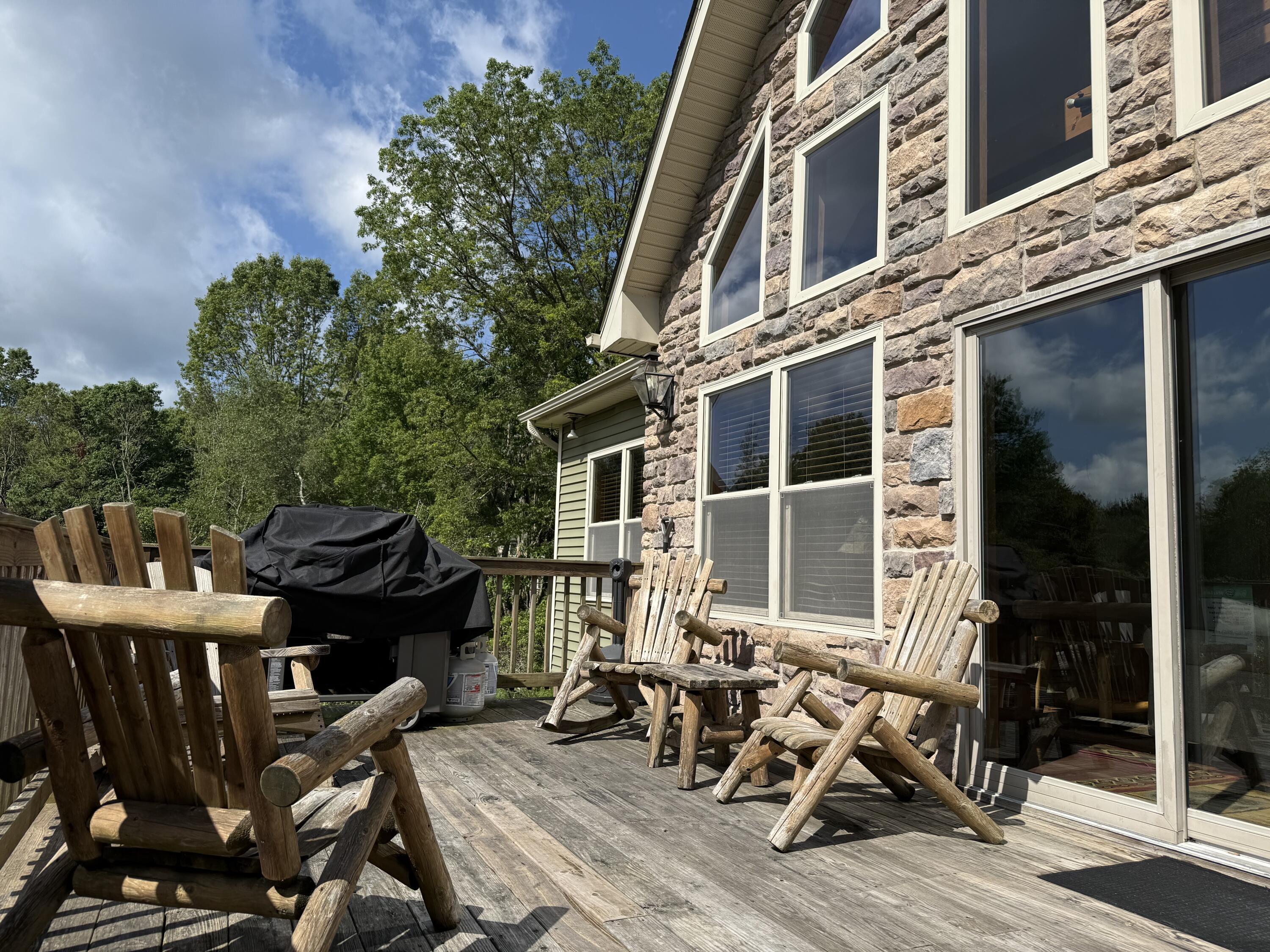Property Photo: 88 Bishop Circle PA 18210