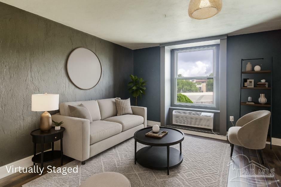 Property Photo: 224 E Garden St 353 FL 32502