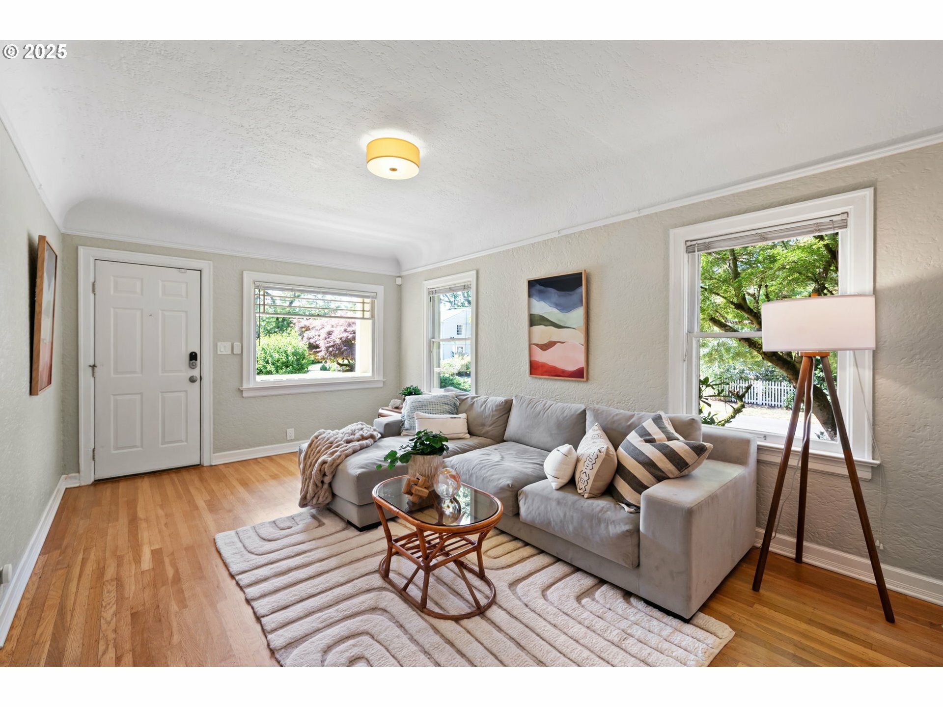 Property Photo: 8106 SE 37th Ave OR 97202