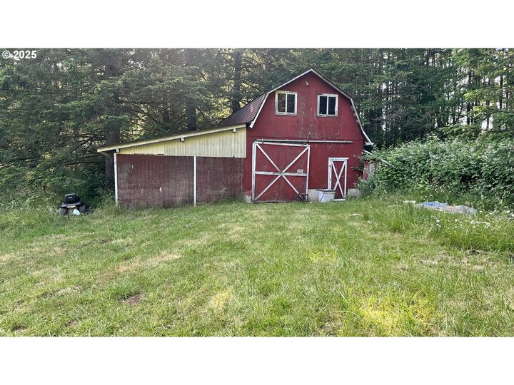 Property Photo: 33901 NE 23rd St WA 98671