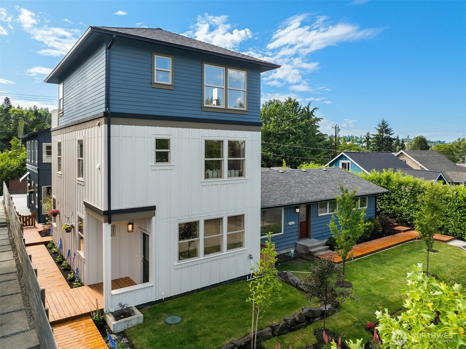 Property Photo: 5037 25th Avenue SW WA 98106