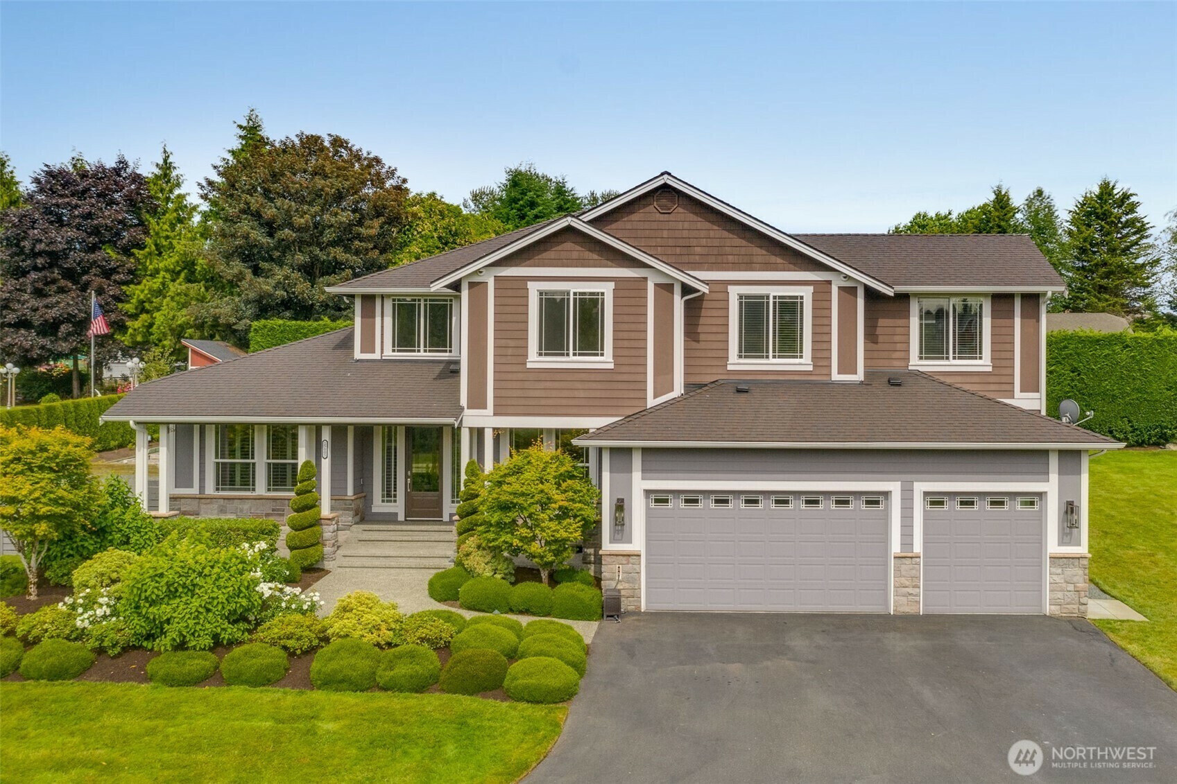 Property Photo: 15005 State Street WA 98296