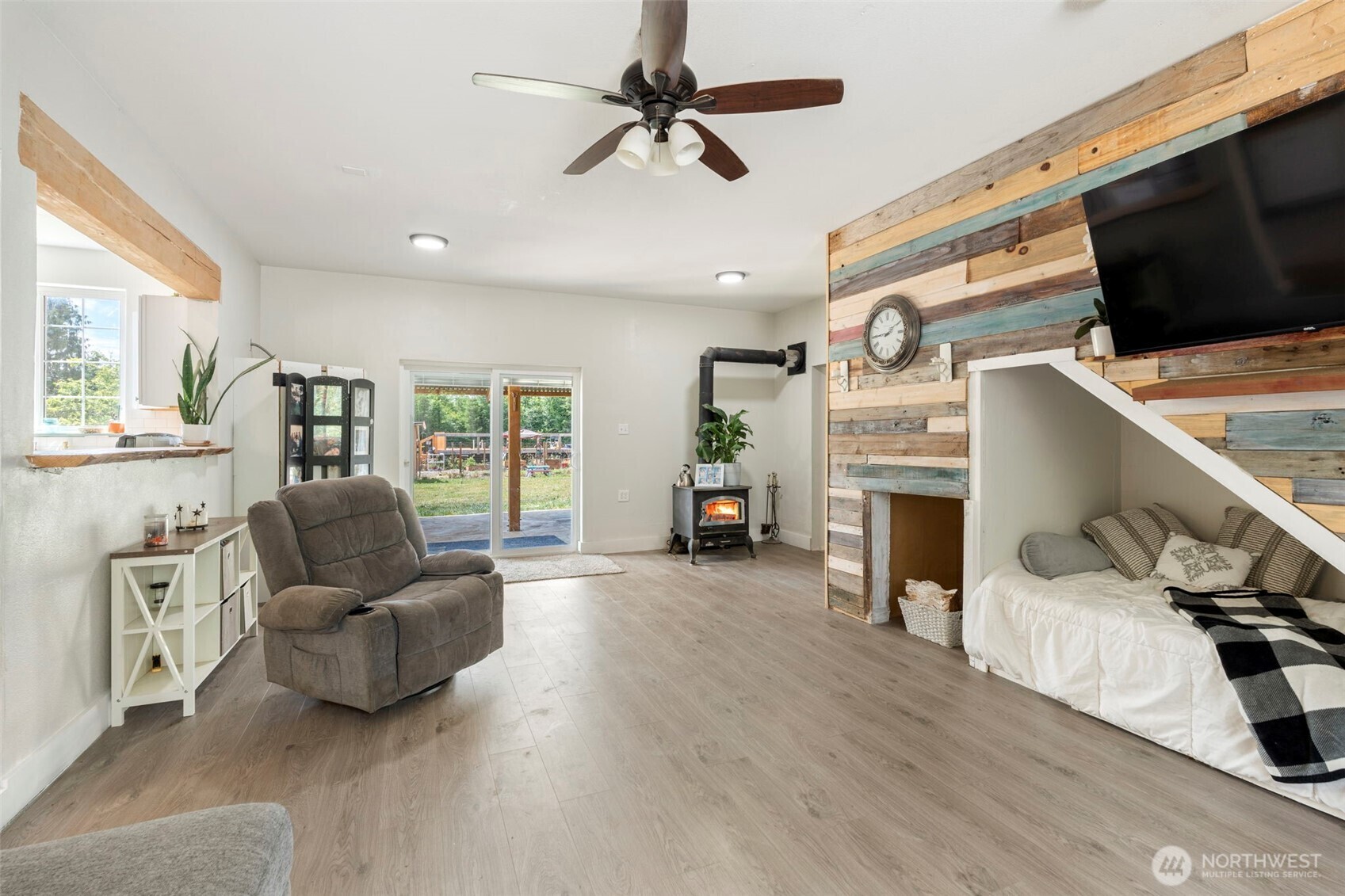 Property Photo: 253 Kruger Road B WA 98570