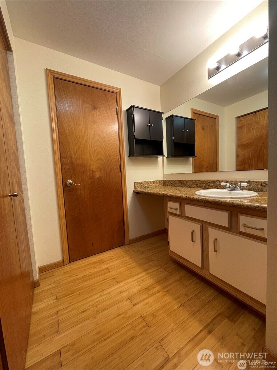 Property Photo: 975 Aberdeen Avenue NE G101 WA 98905