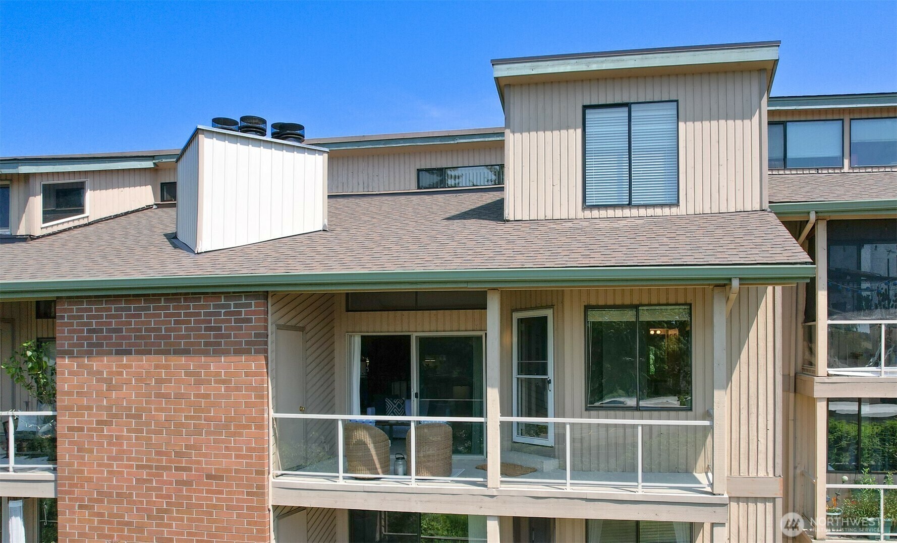 23001  Lakeview Drive 304  Mountlake Terrace WA 98043 photo