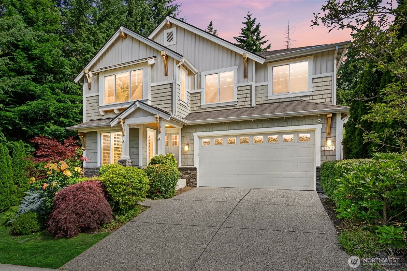 8132 NE 117th Place  Kirkland WA 98034 photo