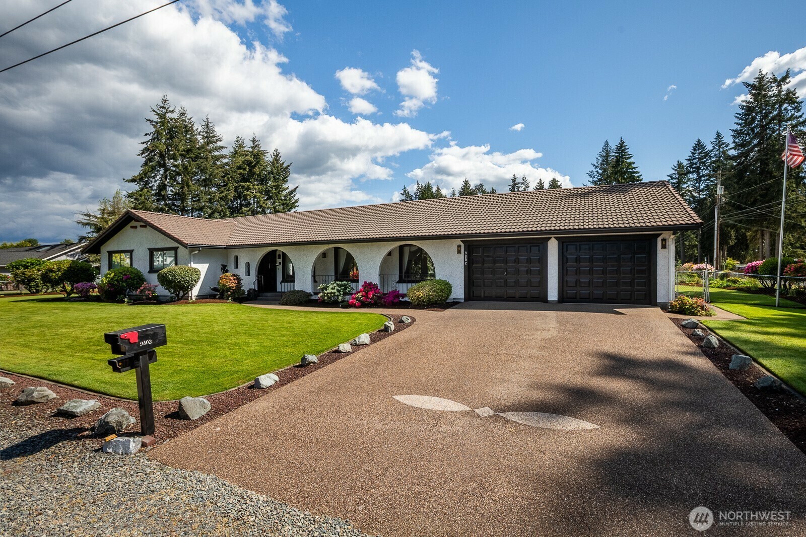Property Photo: 9802 124th Street E WA 98373