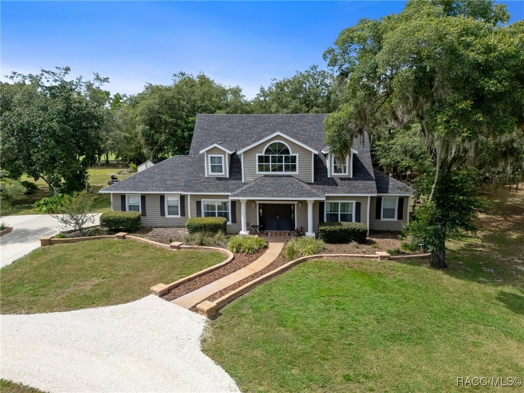 Property Photo: 8855 E Larlan Court FL 34450