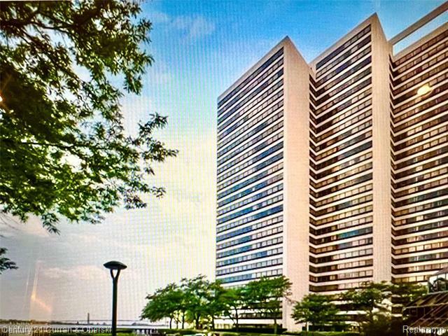 Property Photo: 1001 W Jefferson Ave # 300/6J MI 48226