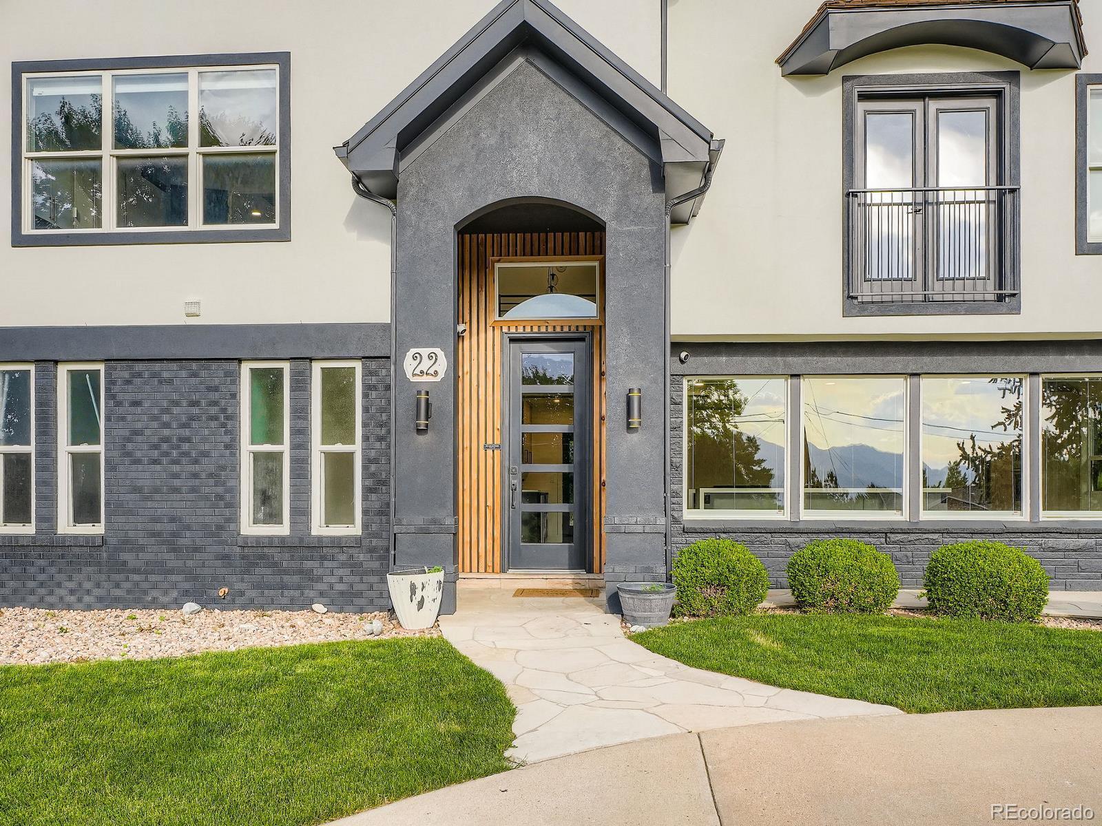 Property Photo: 22 Rangeview Drive CO 80215