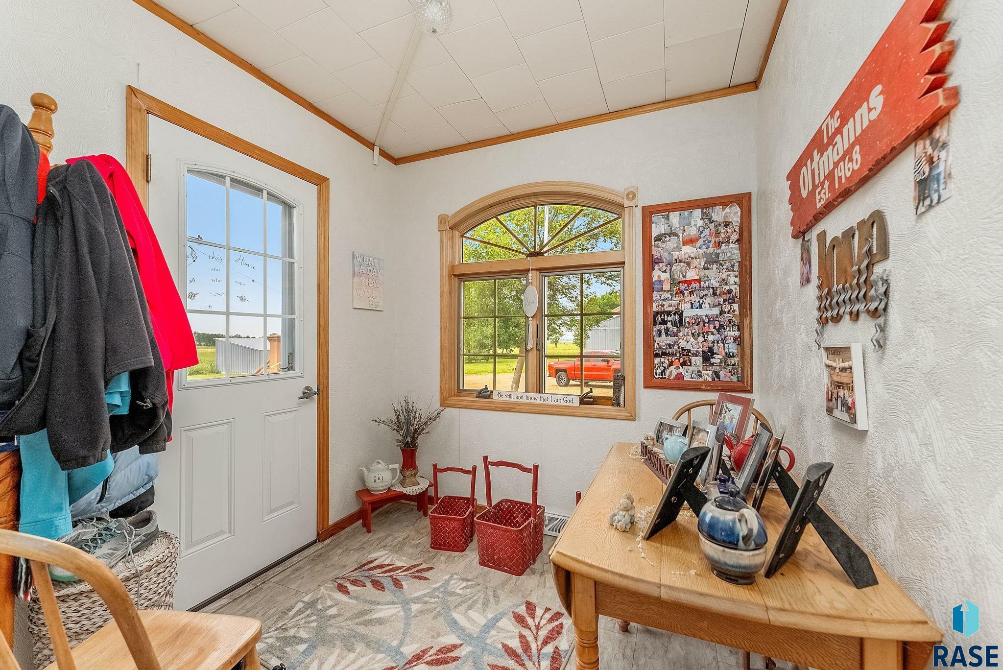 Property Photo: 28437 462nd Ave SD 57021
