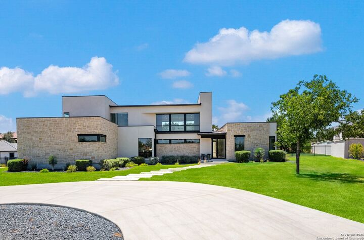 211 Wellesley Hill  Shavano Park TX 78231 photo