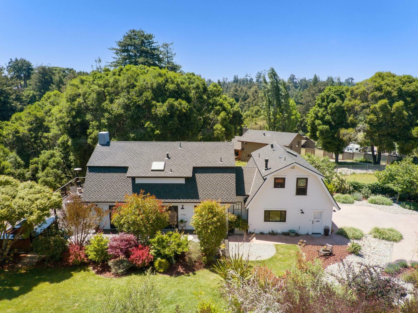 Property Photo:  995 Old Farm Lane  CA 95003 
