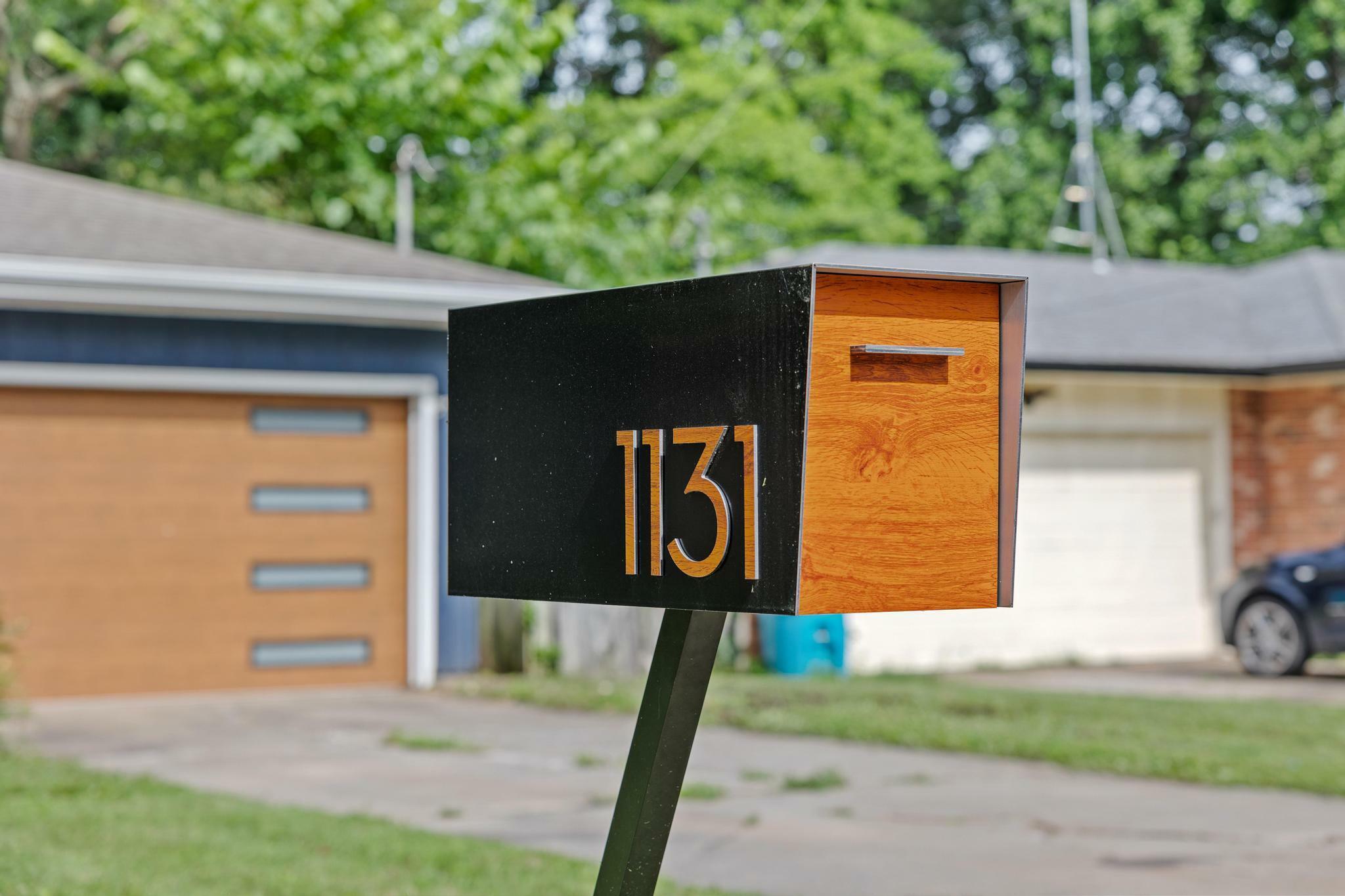 Property Photo: 1131 S Paula Avenue MO 65804