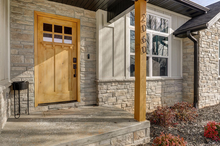 Property Photo: 2060 Buckhorn Road MO 65721
