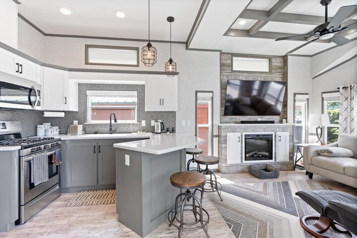 Property Photo:  137 S Tall Pine Loop  WA 99180 