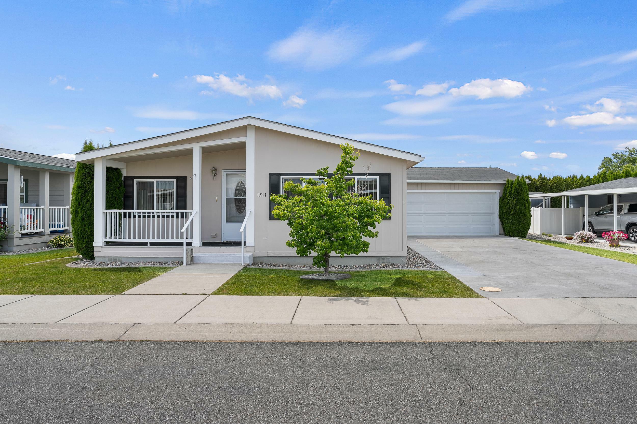 Property Photo: 1811 N Grady Ln #43 WA 99016