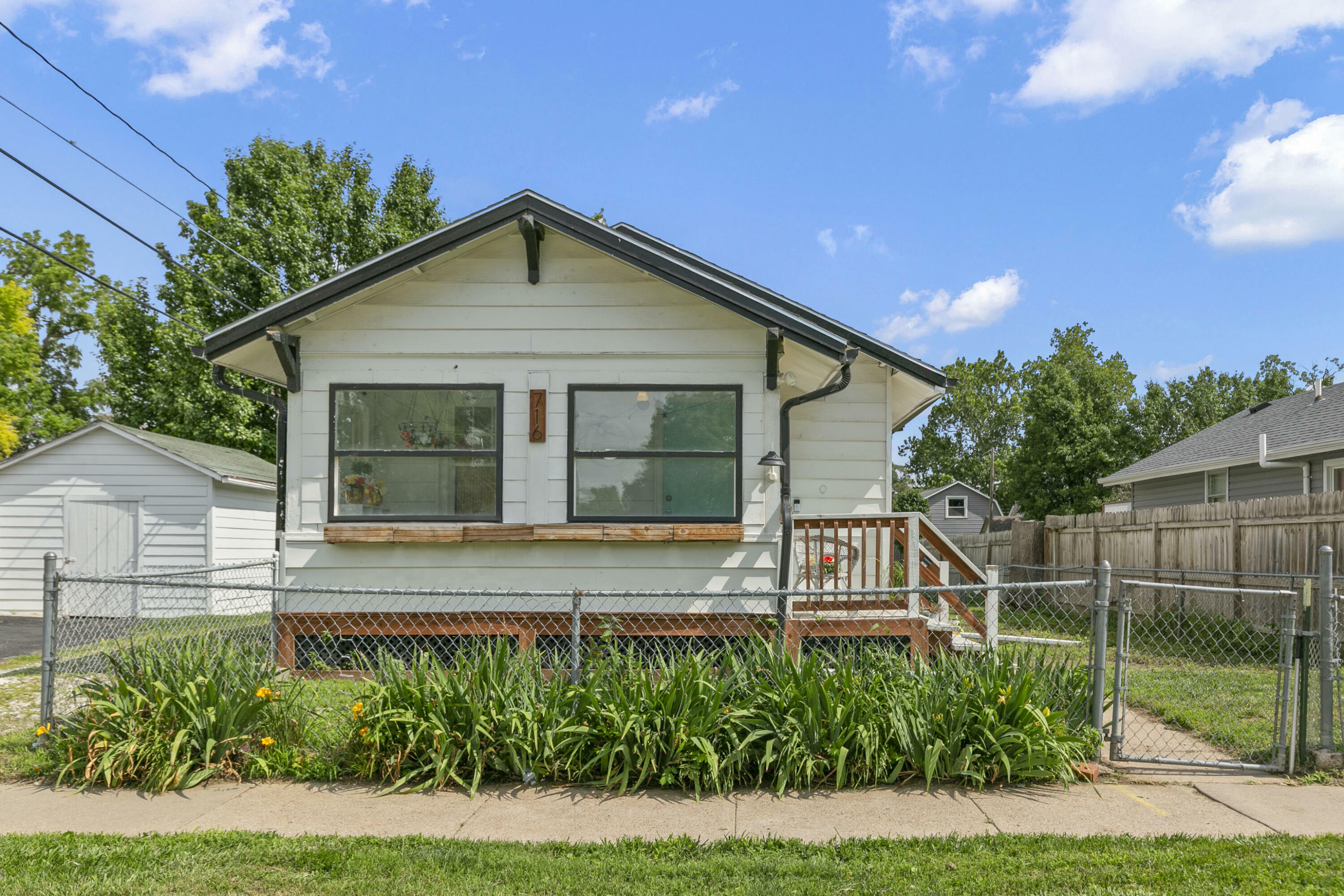 716 21st  Avenue  Council Bluffs IA 51501 photo