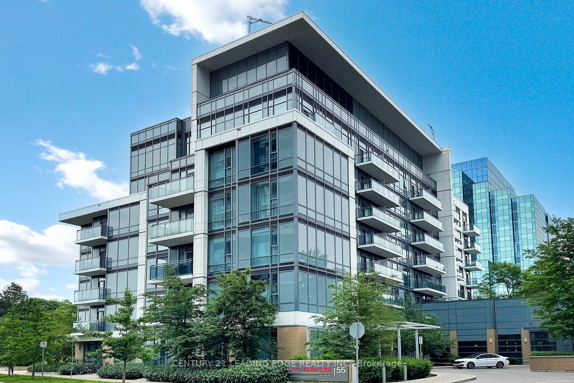 Property Photo: 55 Ann O'Reilly Road 730 ON M2J 0E1