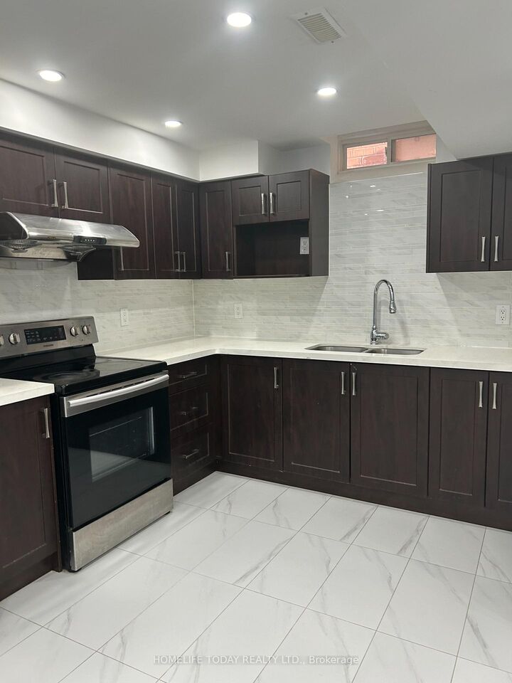 Property Photo:  41 Gordon Weeden Road Bsmt  ON L6E 2G4 