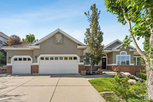 Property Photo:  1036 E Fairway Dr  UT 84054 