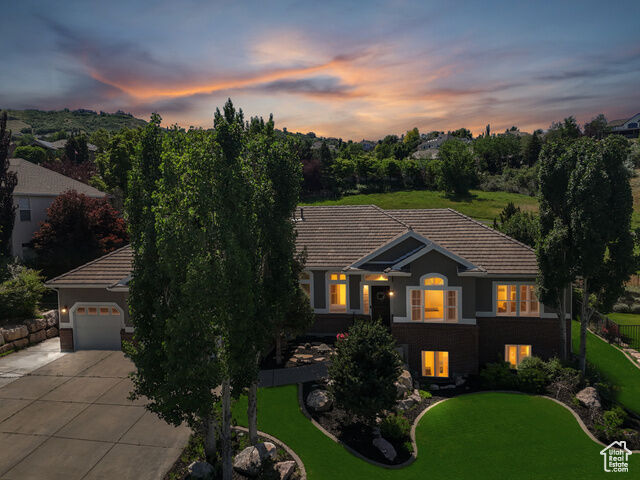 Property Photo: 1036 E Fairway Dr UT 84054