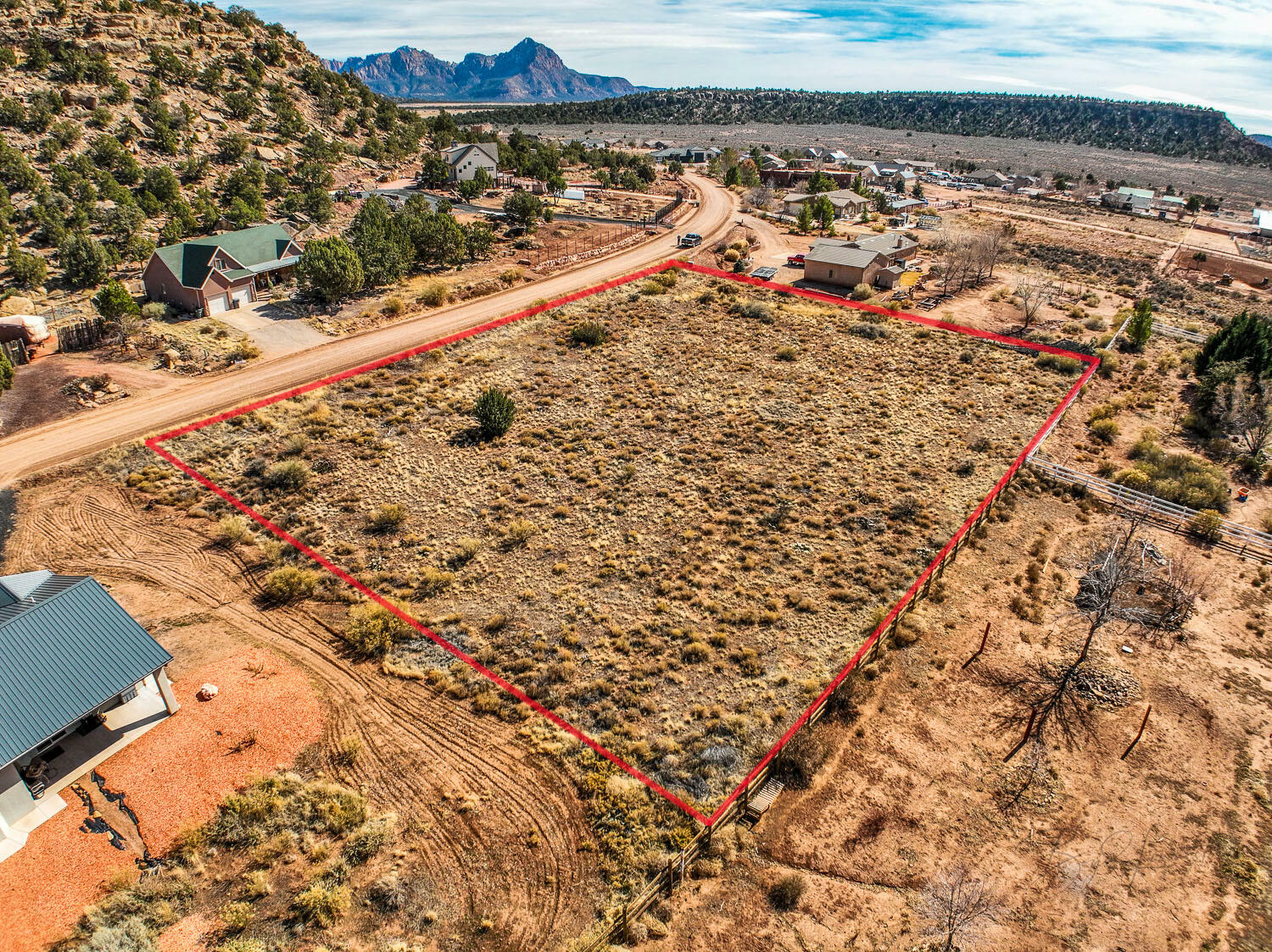 Property Photo: 2787 N Foothill Dr. UT 84737