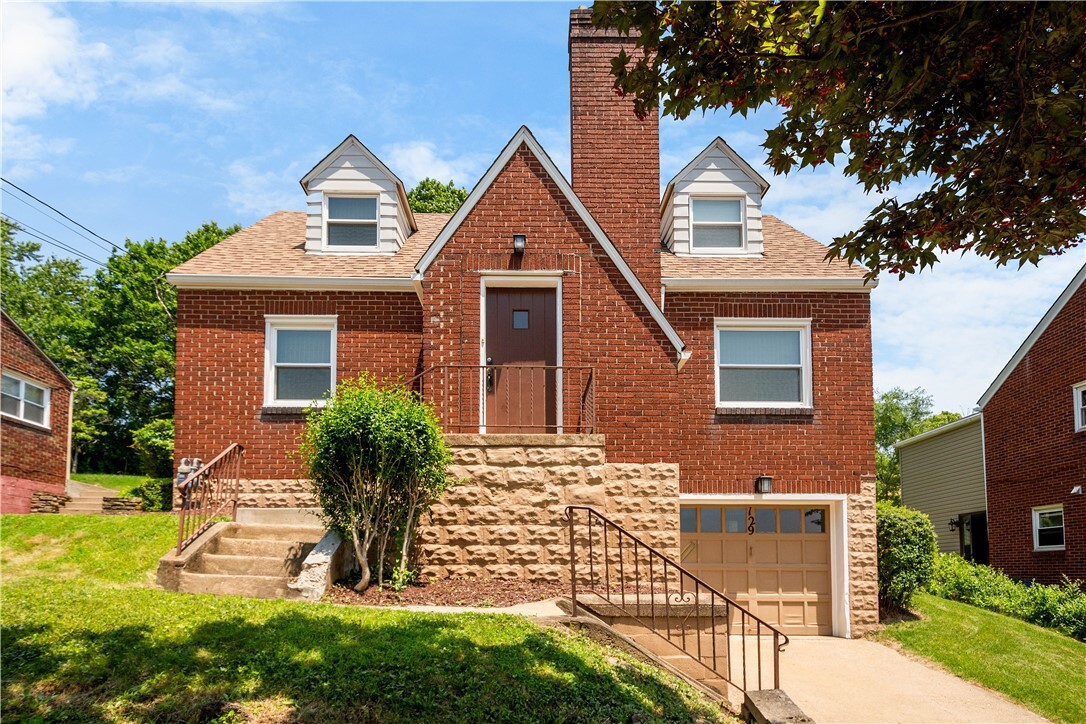 Property Photo:  129 Temona Dr  PA 15236 