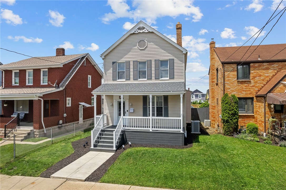 Property Photo: 611 Gormley Ave PA 15106